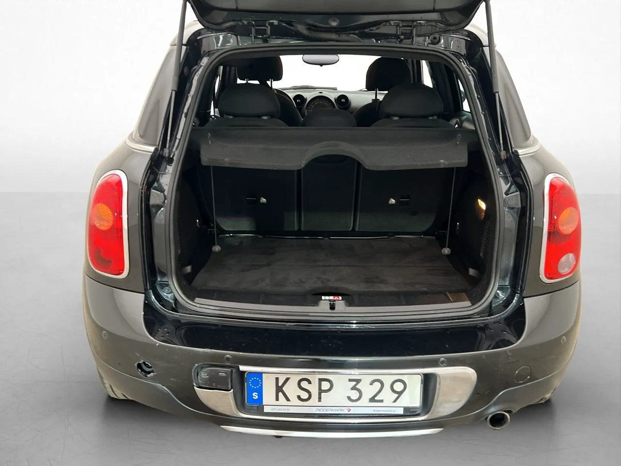 Vehicle image 22