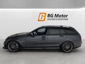Mercedes C63 AMG bild 8