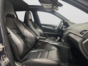 Mercedes C63 AMG bild 10
