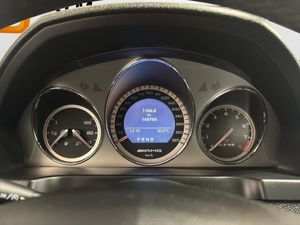 Mercedes C63 AMG bild 16