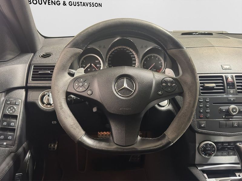 Mercedes C63 AMG bild 15