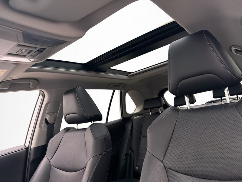Toyota RAV4 bild 18