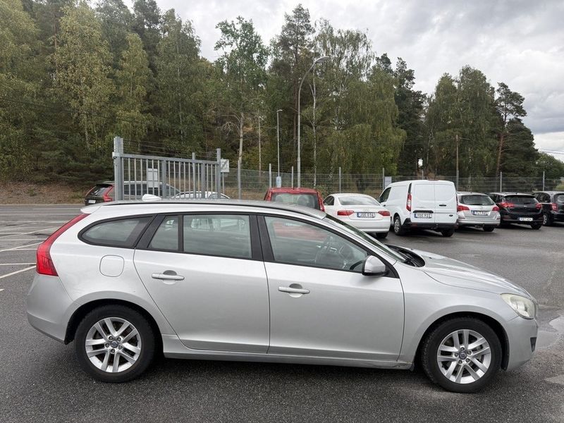 Volvo V60 bild 2