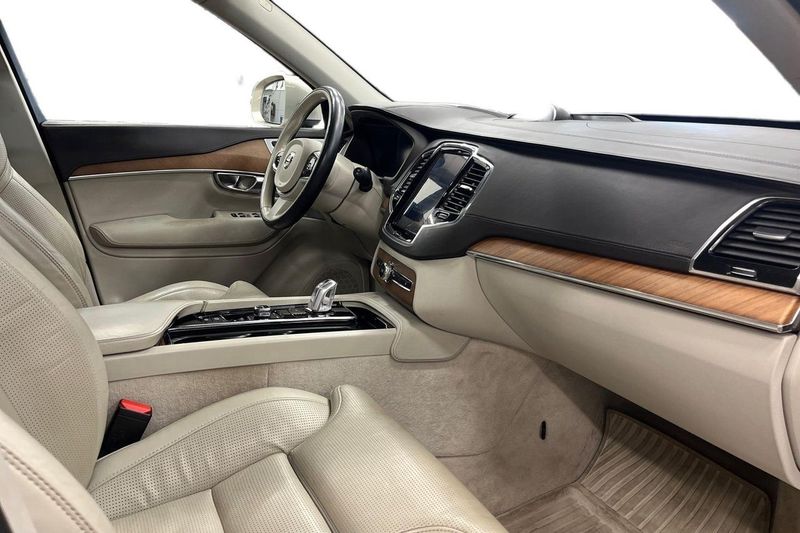Volvo XC90 bild 16