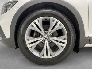 Volkswagen Passat bild 8