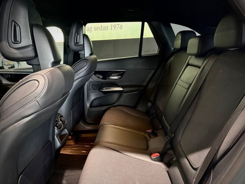 Mercedes GLC300 bild 4