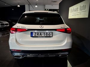 Mercedes GLC300 bild 13