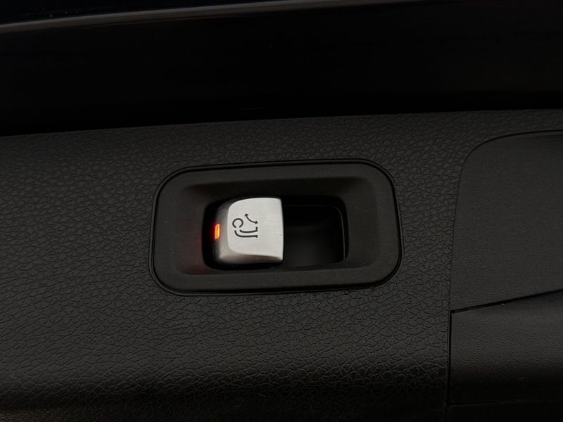 Mercedes E300 bild 12