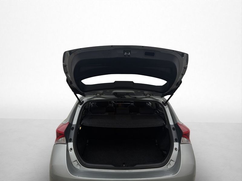 Toyota Auris bild 8