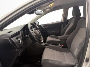 Toyota Auris bild 9