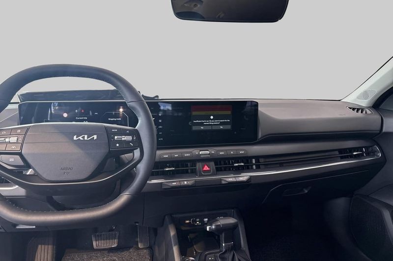 Kia K4 bild 11