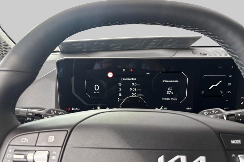 Kia K4 bild 13