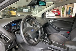 Ford Focus bild 9
