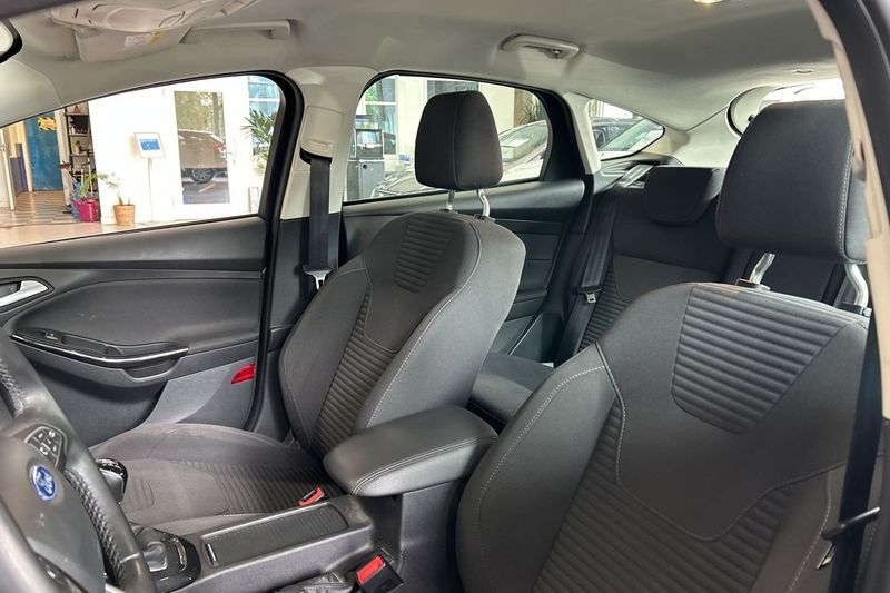 Ford Focus bild 11