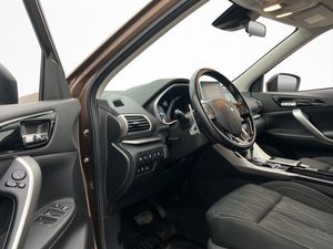 Mitsubishi Eclipse Cross bild 11