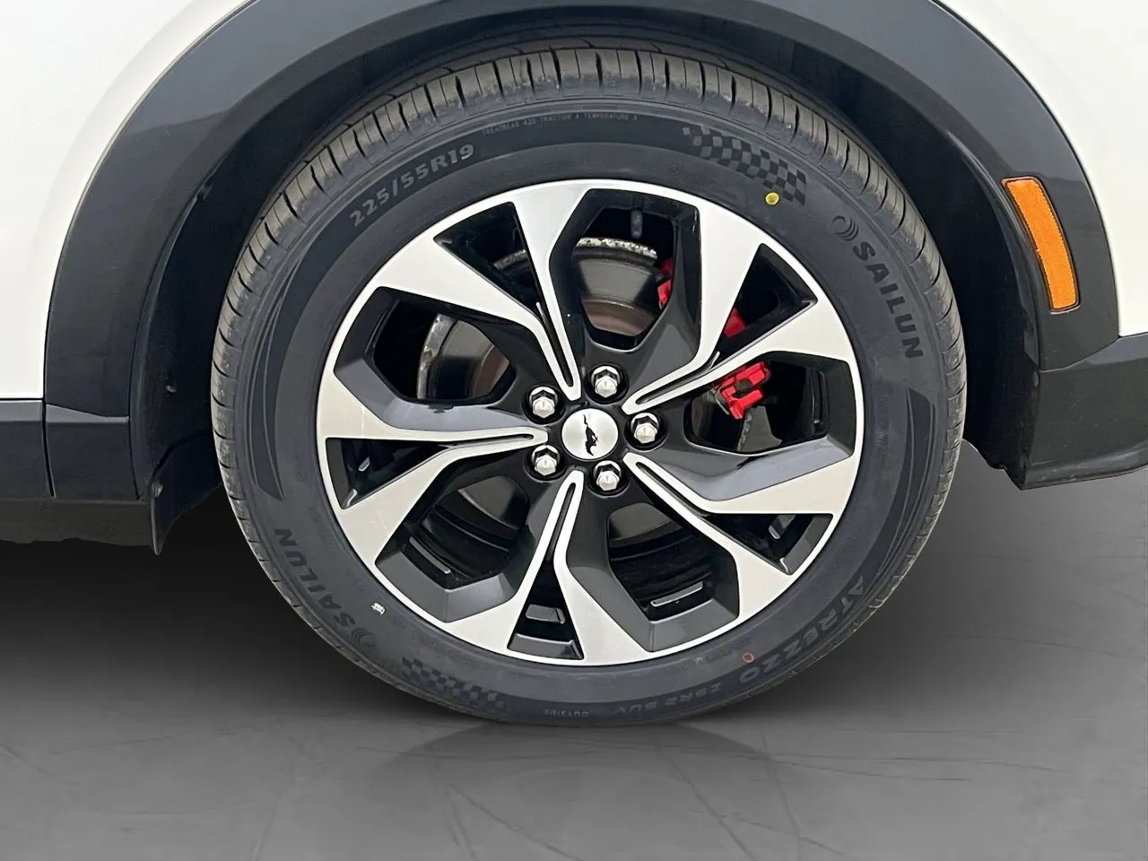 Vehicle image 33
