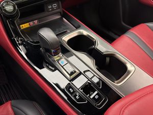 Lexus NX bild 23