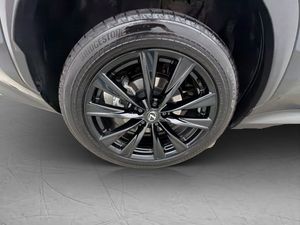 Lexus NX bild 33