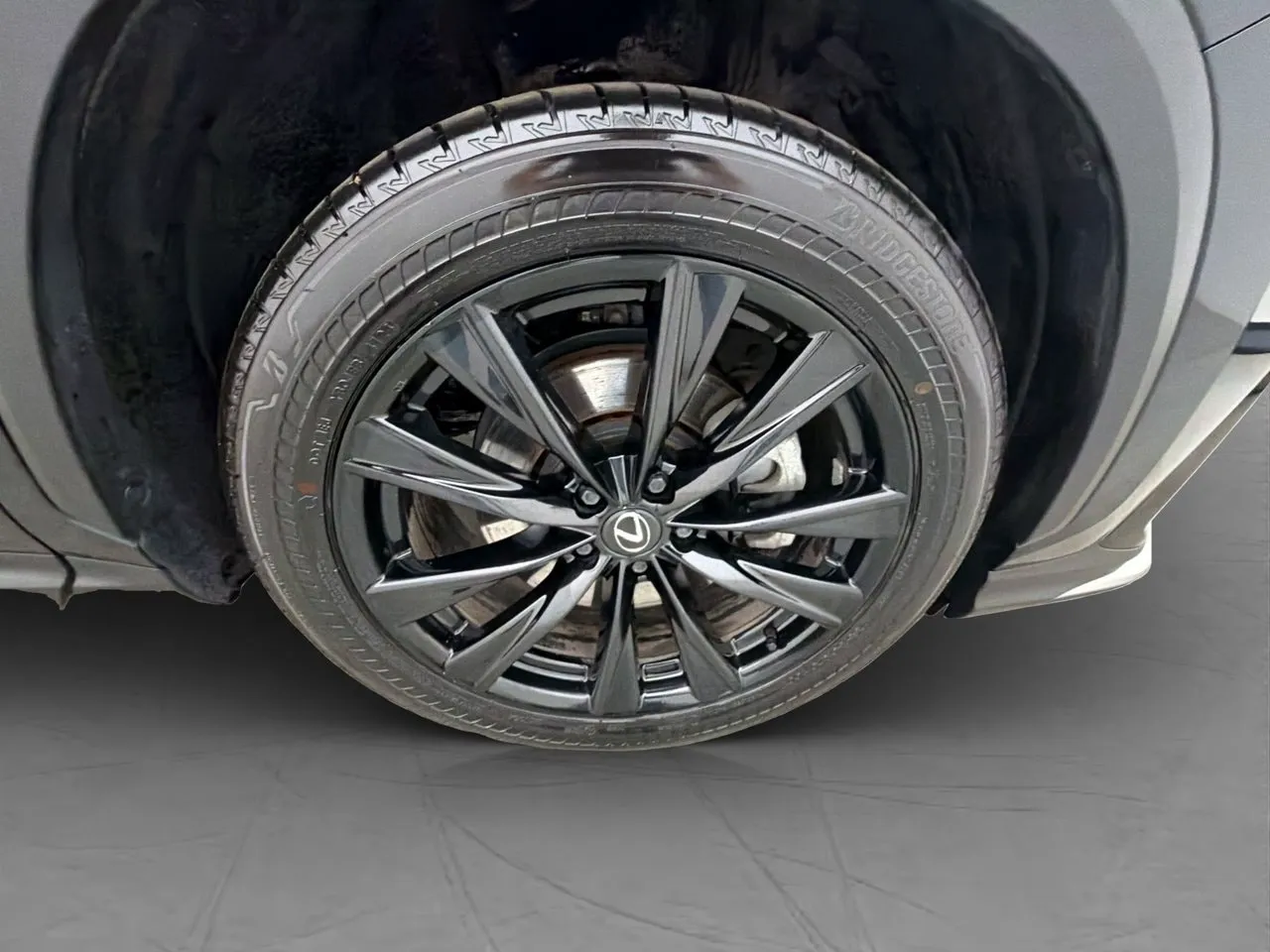 Vehicle image 33