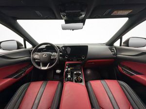 Lexus NX bild 24