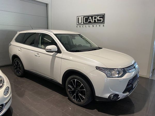 Mitsubishi Outlander 2.2 Di-D 4WD Business 7-Sitsig Drag - 2015