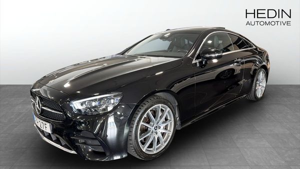 Mercedes E220 d D 4MATIC COUPÉ / AMG PAKET / PANORAMA - 2023