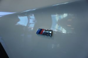 BMW 320 bild 9