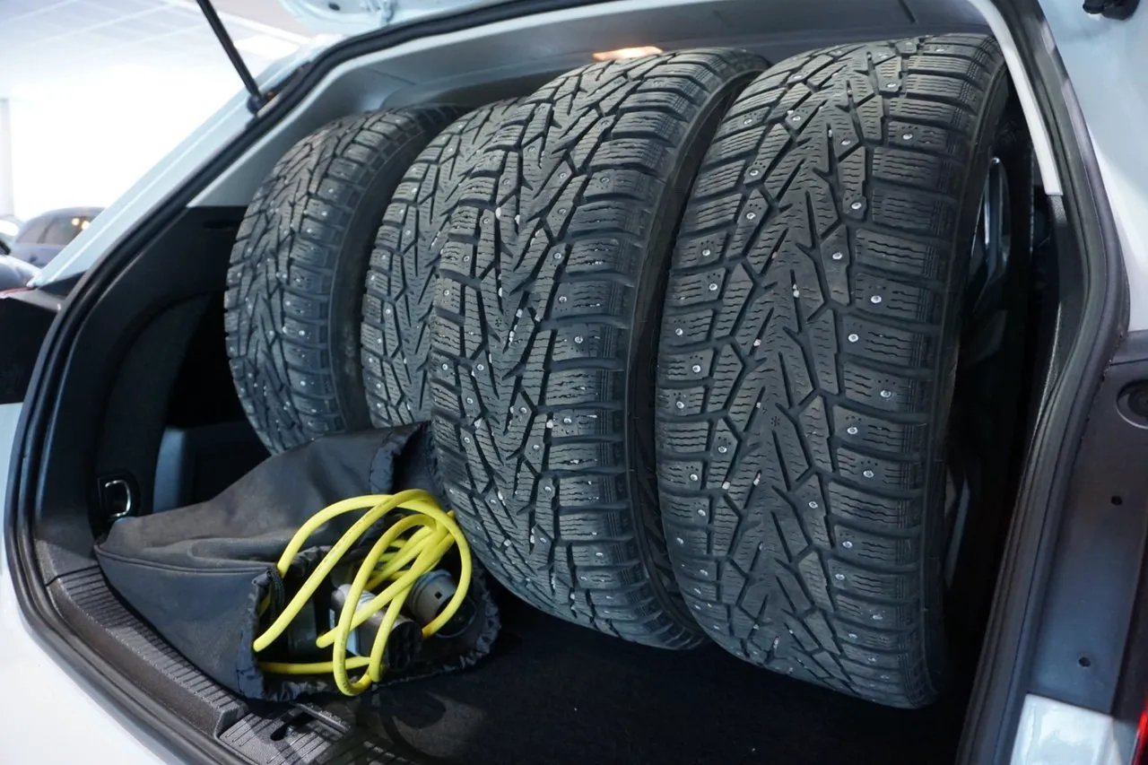 Vehicle image 20