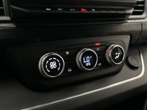 Renault Trafic bild 23