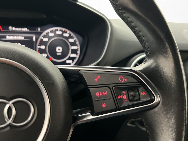 Audi TT bild 18