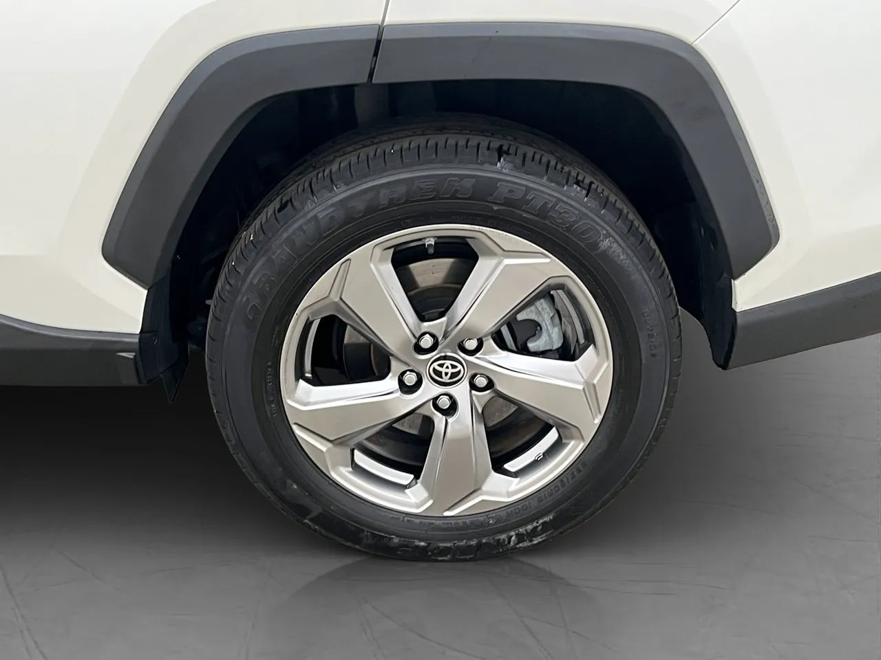 Vehicle image 30