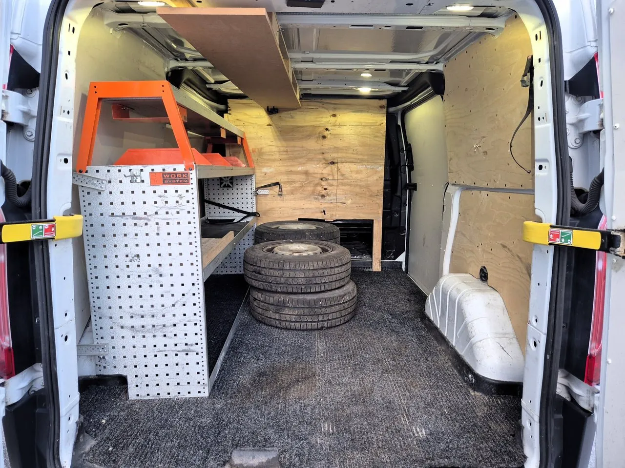Vehicle image 8