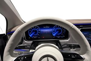Mercedes EQE350+ bild 6