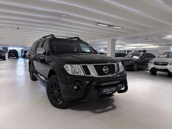 Nissan Navara Dubbelhytt 3.0 dCi V6 4x4 231hk Taklucka Bose MOMS - 2015