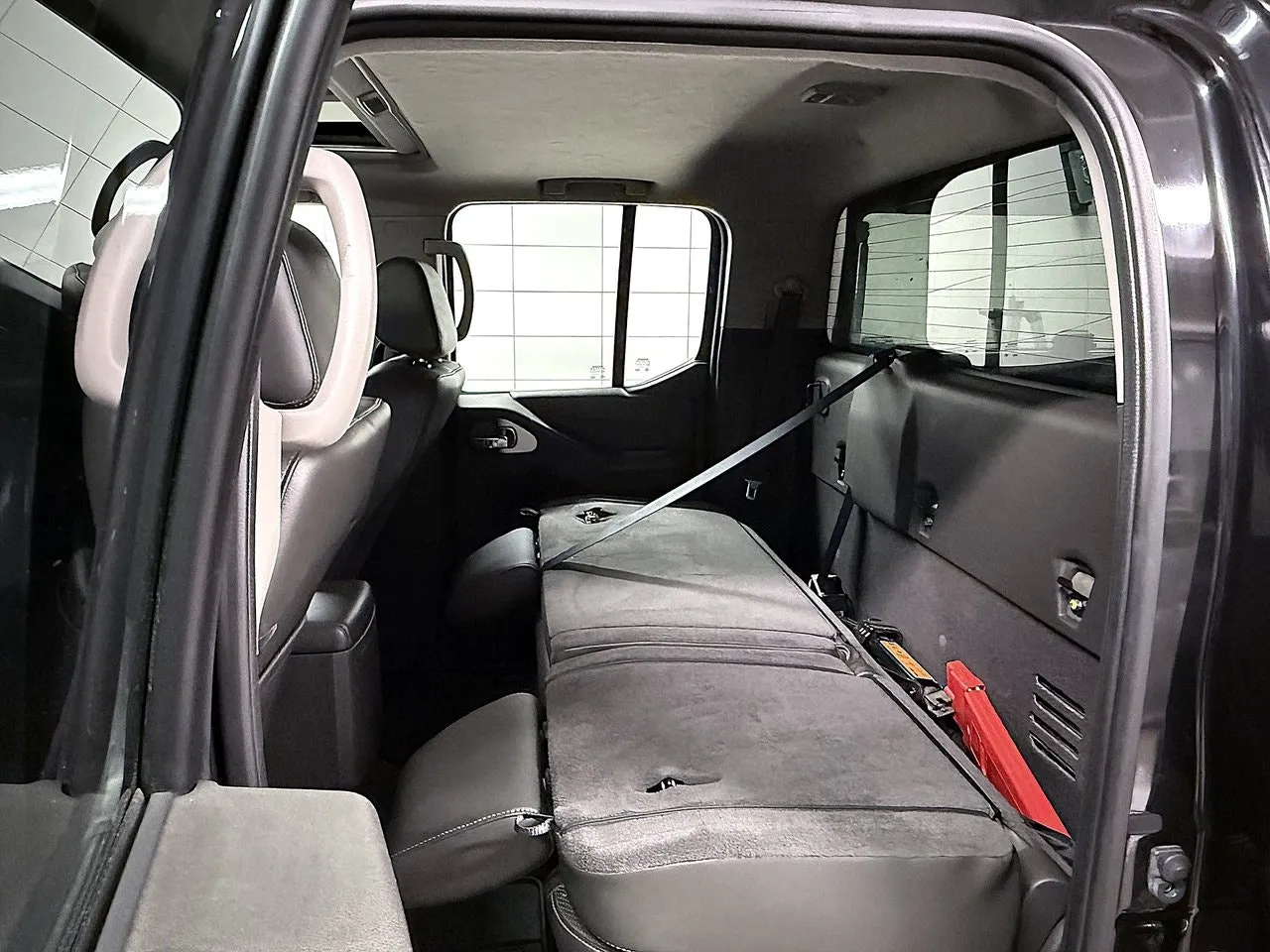 Vehicle image 28
