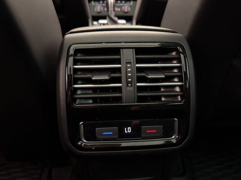 Volkswagen Passat bild 31