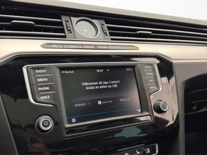 Volkswagen Passat bild 24
