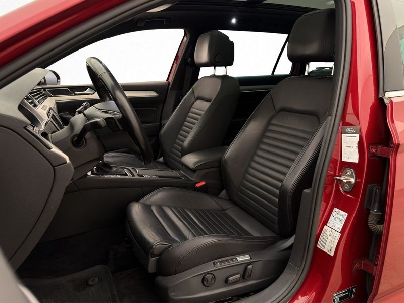 Volkswagen Passat bild 12
