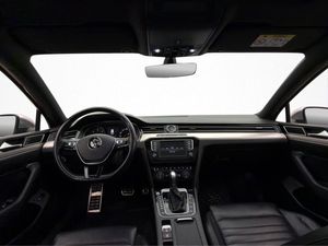 Volkswagen Passat bild 14