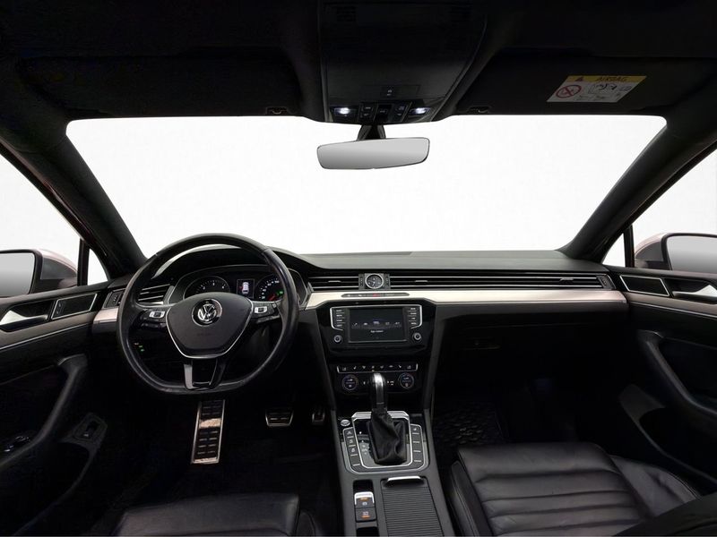 Volkswagen Passat bild 14
