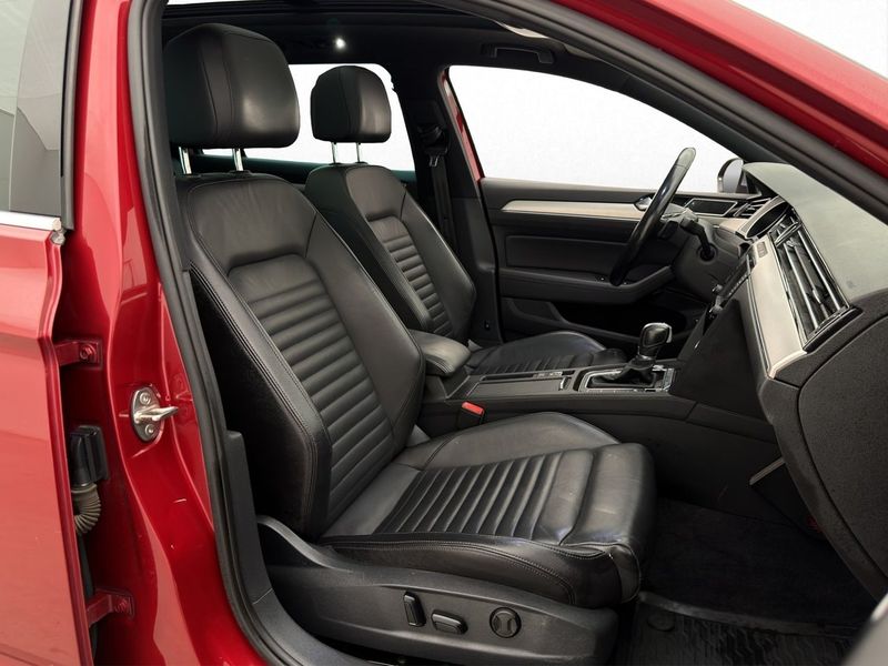 Volkswagen Passat bild 28