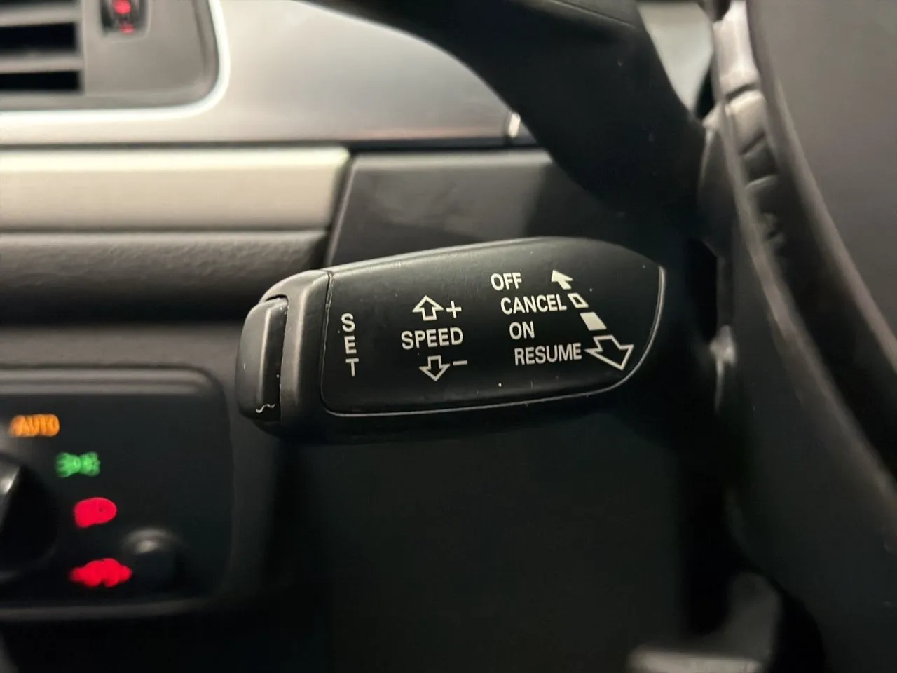Vehicle image 29