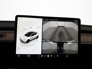 Tesla Model Y bild 15