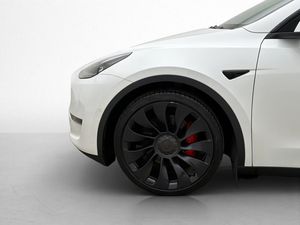 Tesla Model Y bild 26