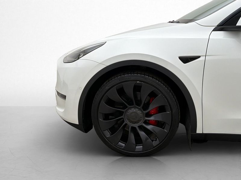 Tesla Model Y bild 26