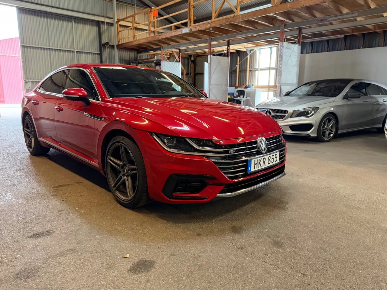 Vehicle image 7