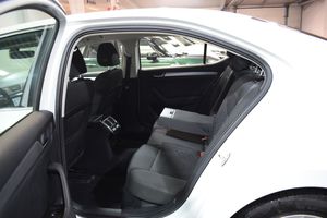 Skoda Superb bild 13