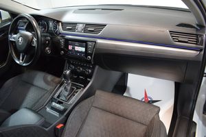 Skoda Superb bild 10
