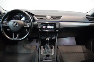 Skoda Superb bild 14