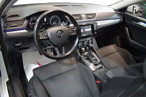 Skoda Superb bild 7